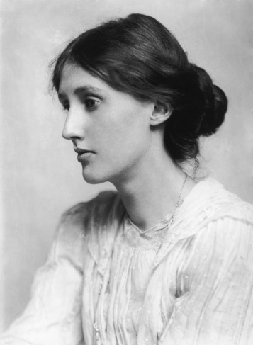 English novelist and critic Virginia Woolf (1882 - 1941), 1902. (Photo by George C. Beresford/Hulton Archive/Getty Images)